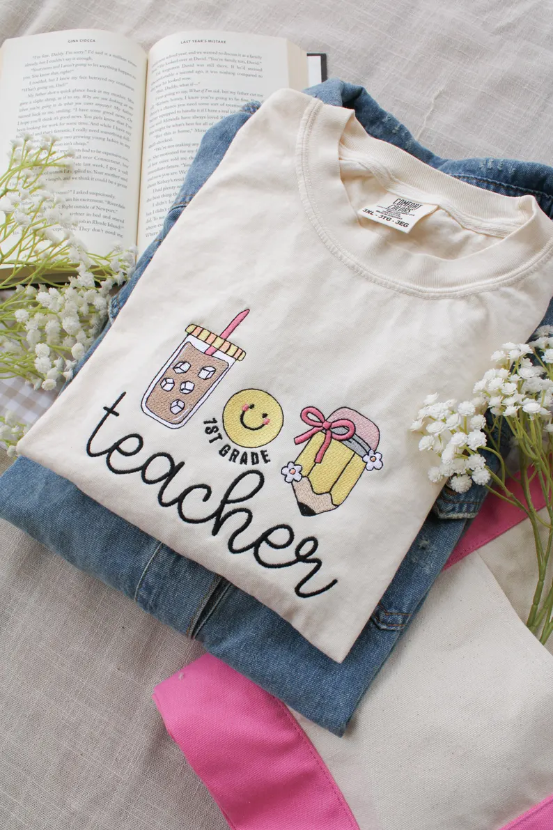 Personalized Teacher Embroidered Sweatshirt – Premium Comfort Colors Crewneck