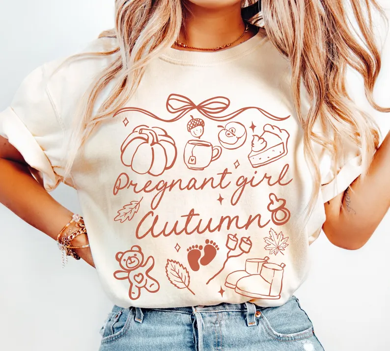 Pregnancy Reveal Tee – Autumn Baby Announcement & Fall Mama Shirt