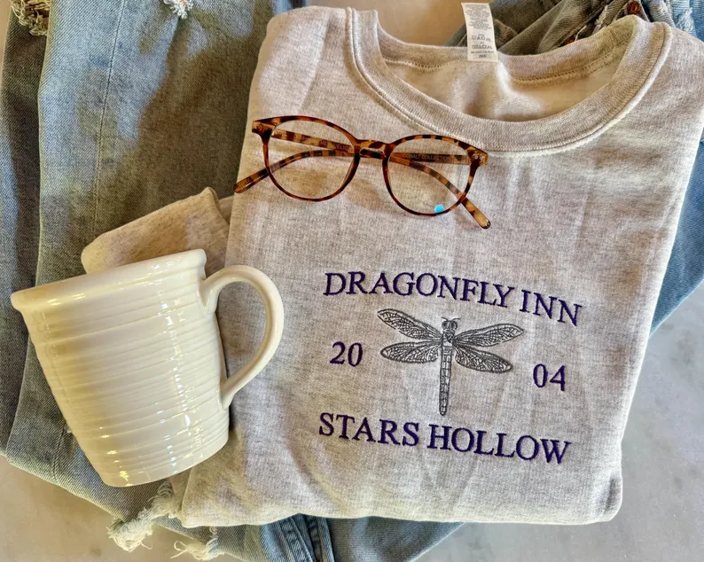 Stars Hollow Crewneck ā Cozy Embroidered Dragonfly Inn Sweatshirt