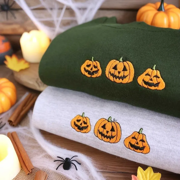 Pumpkin Face Embroidered Crewneck – Autumn Unisex Halloween Sweater