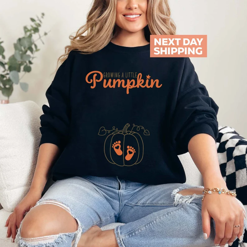 Growing Pumpkin Sweatshirt – Fall Pregnancy Announcement & Thanksgiving
