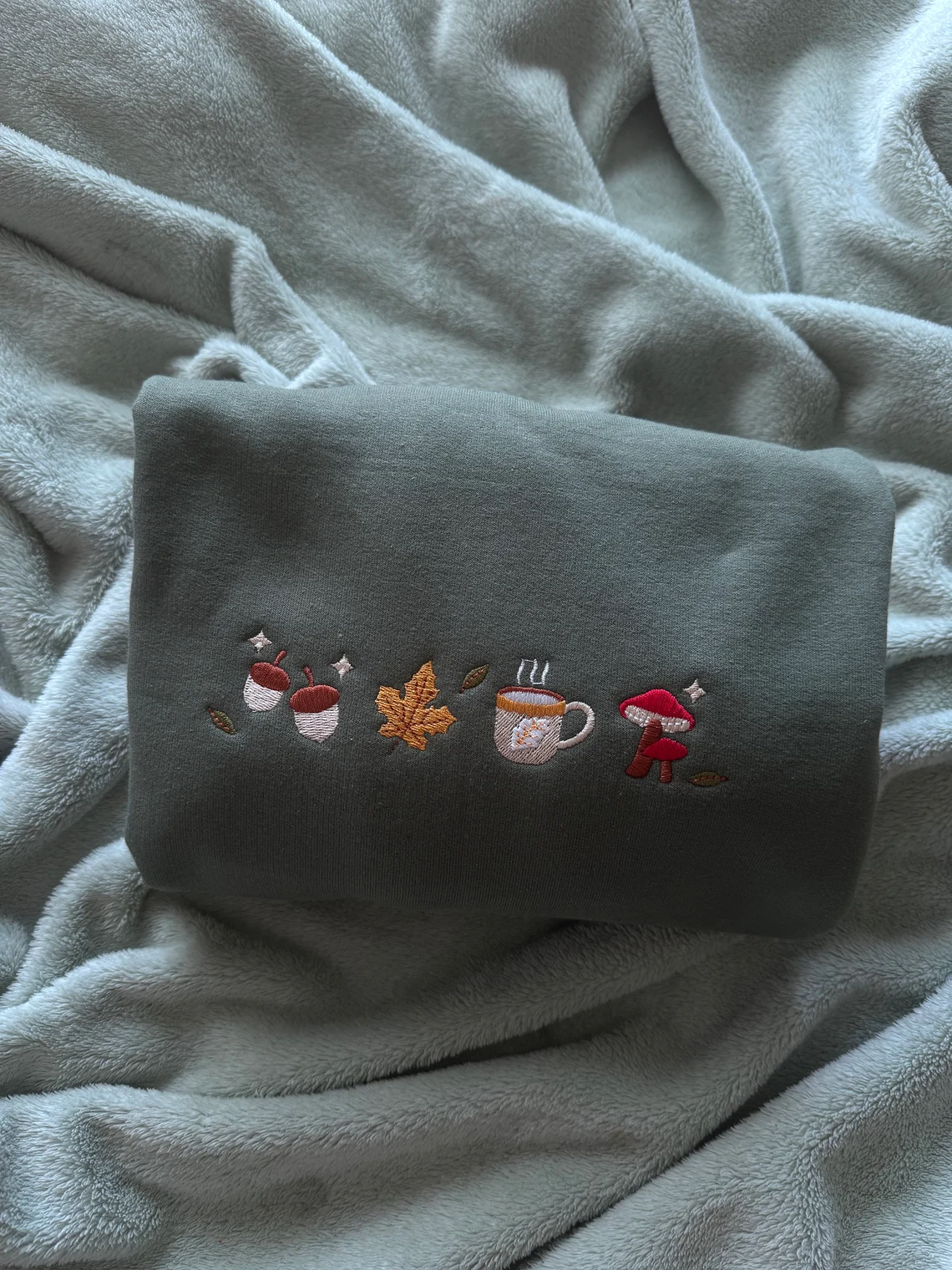 Minimalist Fall Sweatshirt – Embroidered Leaves Crewneck, Gifts for Her