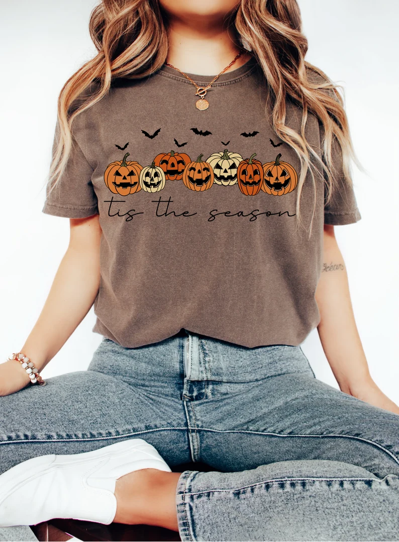 Women’s Halloween Shirt – Cute Pumpkin Fall Graphic Tee