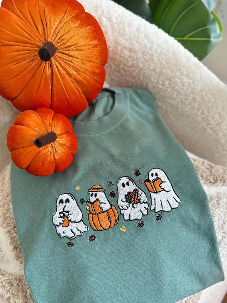 Cute Halloween Ghost Shirt – Cozy Autumn Pumpkin Latte Tee