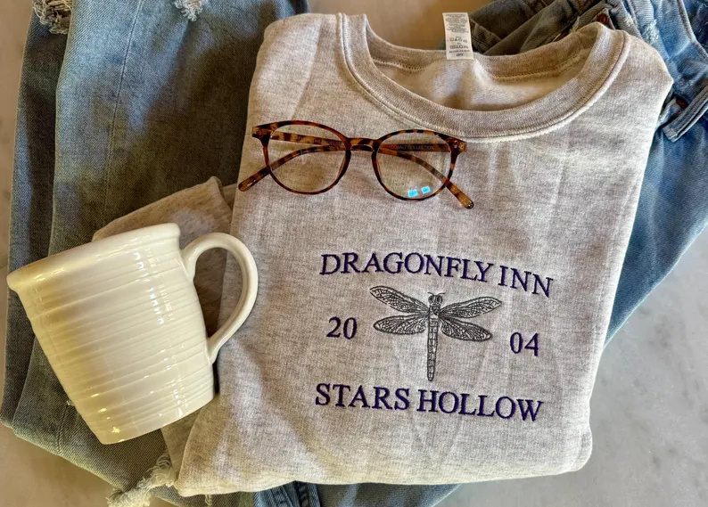 Stars Hollow Crewneck – Cozy Embroidered Dragonfly Inn Sweatshirt