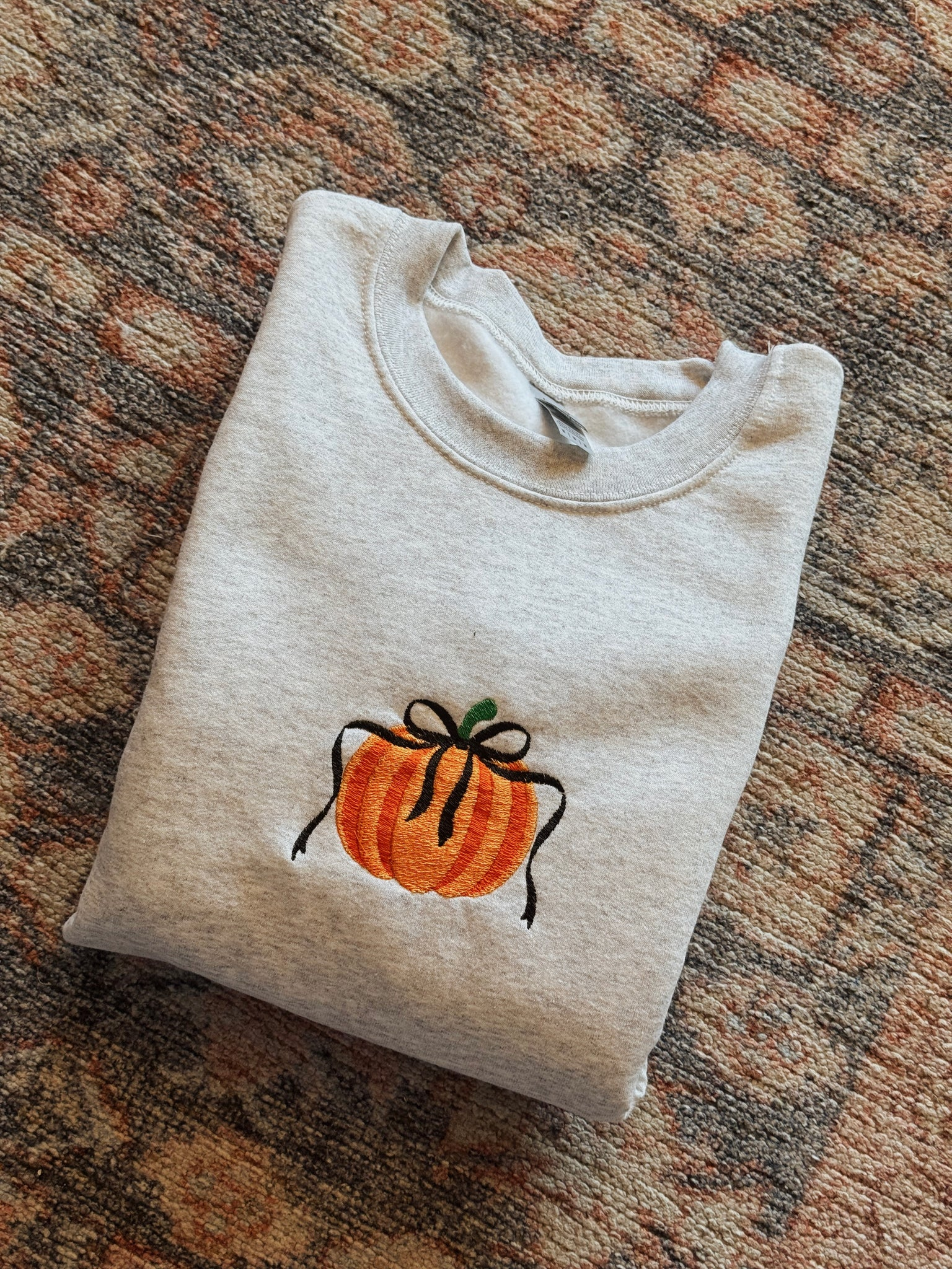 Pumpkin Embroidered Sweatshirt – Coquette Fall Crewneck Sweater