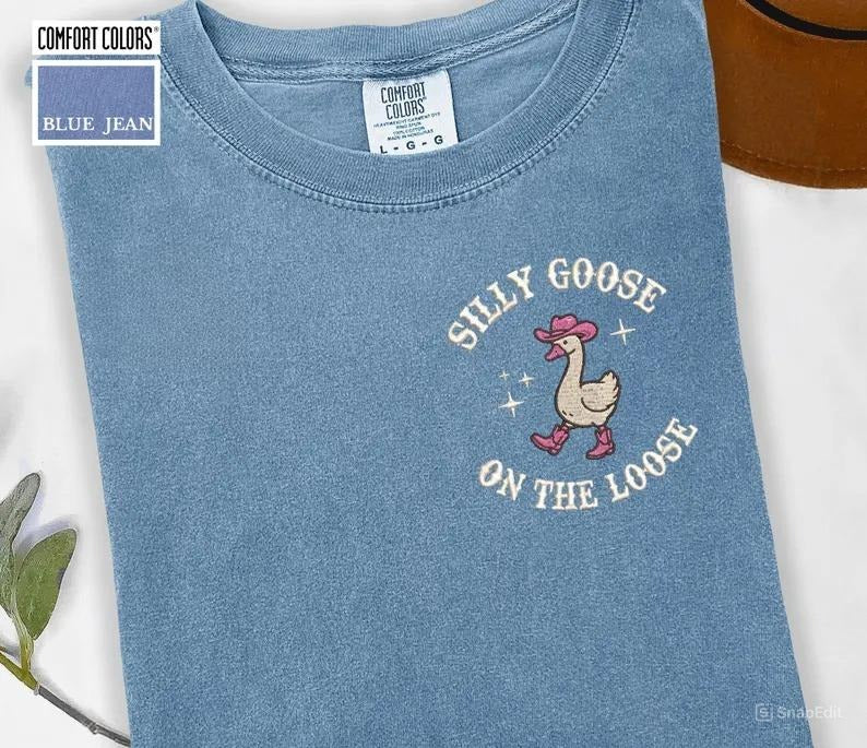Comfort Colors® Goose Shirt – Western Silly Goose Premium Sweatshirt