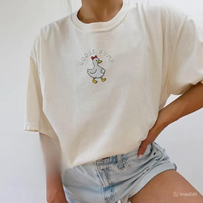 Embroidered Pregnancy Announcement Tee – Summer Baby & Girl Mama Shirt